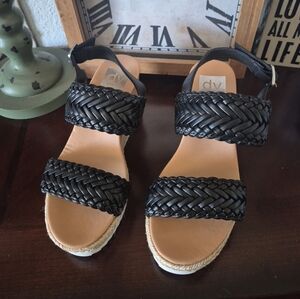 DV by Dolce Vita Women's Black Woven Sandals NWOT